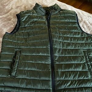 Aeropostale vest